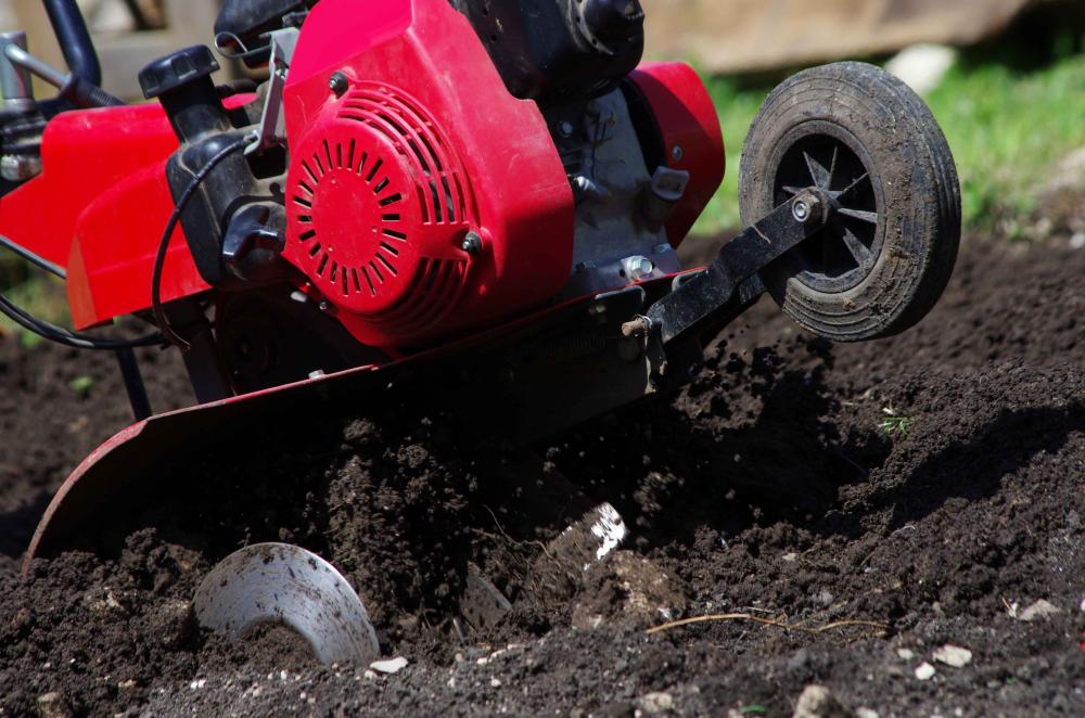 broyeur-vegetaux-motoculture-segonzac